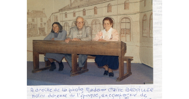 Les anciens du village en 1993